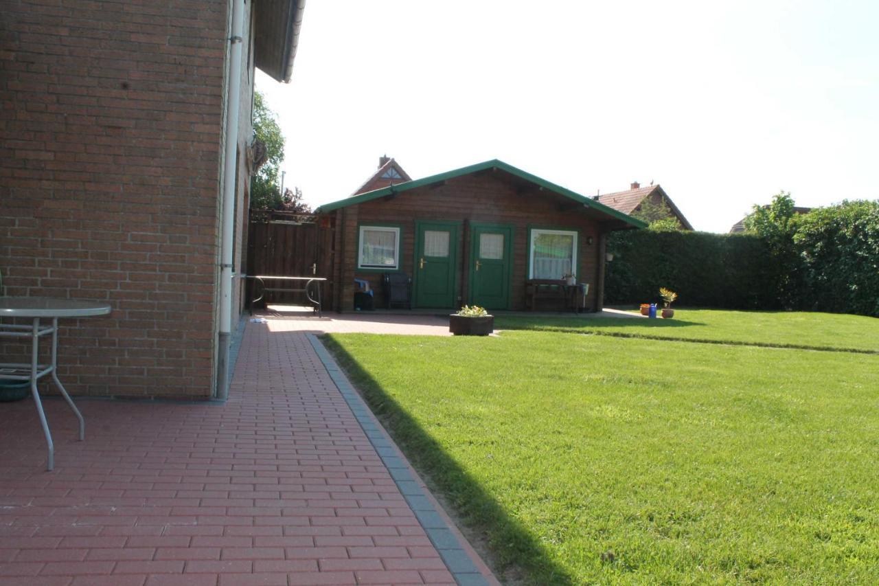Ferienwohnungen Haus Sommerwind, 45075 Jemgum Exterior photo
